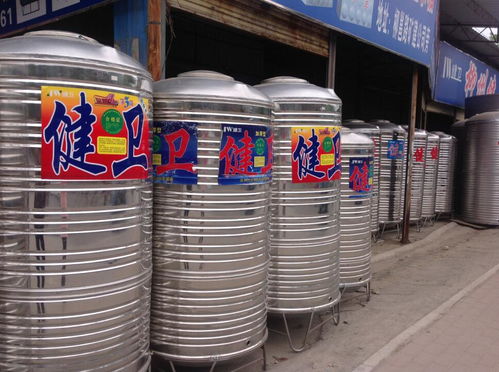 保溫不銹鋼水箱報價與廠家選擇，不銹鋼水箱拉絲工藝解析